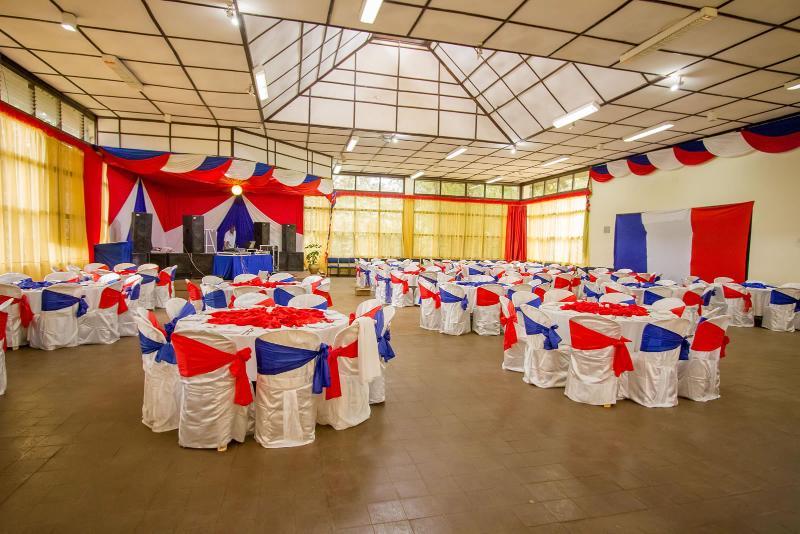 Blue Post Hotel Thika Exterior foto