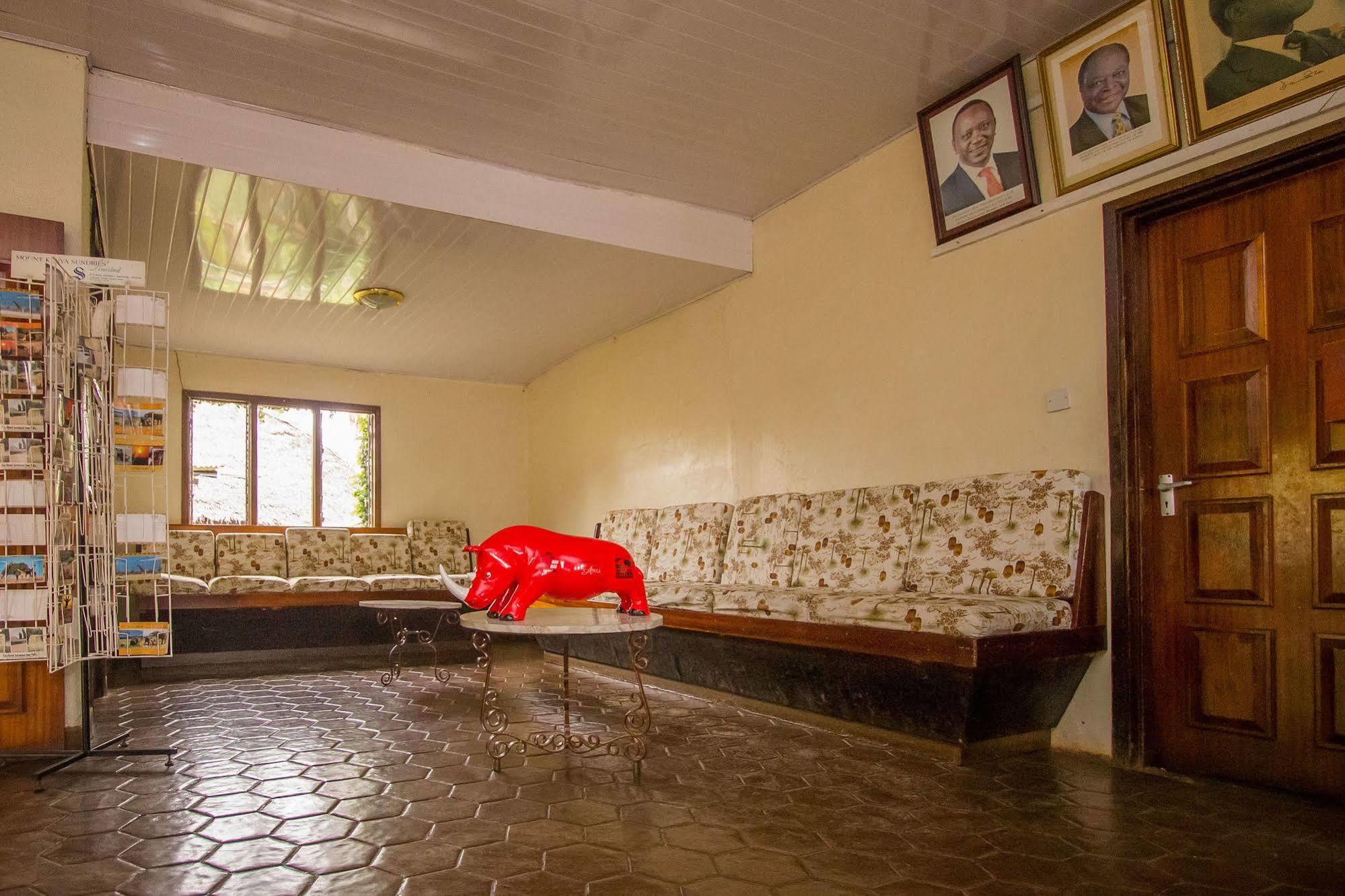 Blue Post Hotel Thika Exterior foto