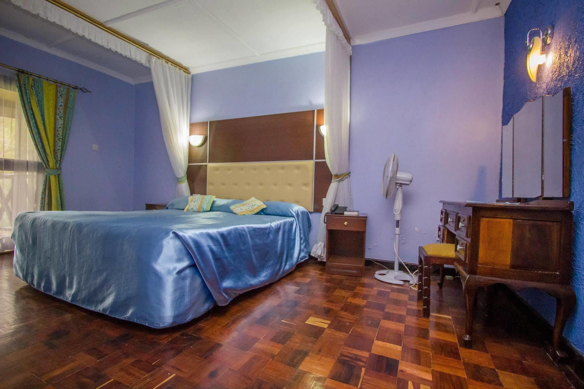 Blue Post Hotel Thika Exterior foto
