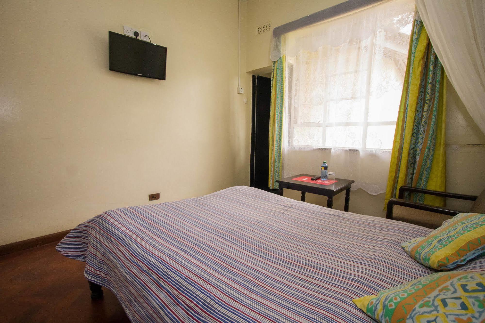 Blue Post Hotel Thika Exterior foto